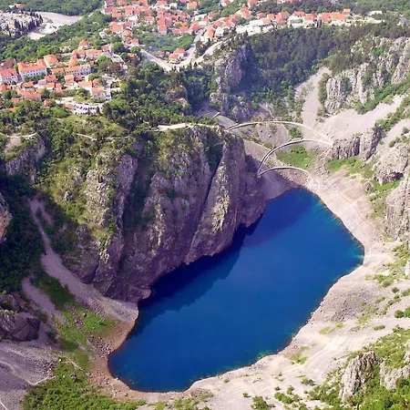 New Bellezza: A Luxurious Retreat In Villa Imotski