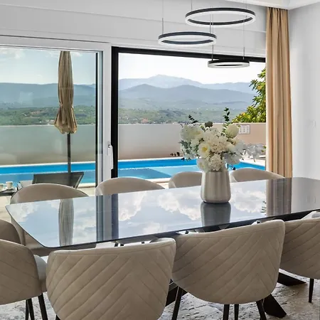 빌라 Bellezza A Luxurious Retreat In *