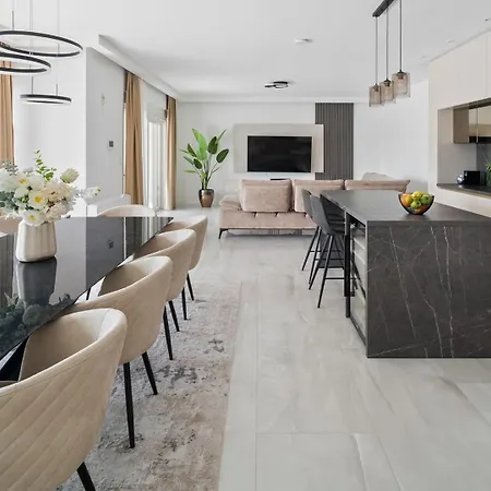 New Bellezza: A Luxurious Retreat In Вилла